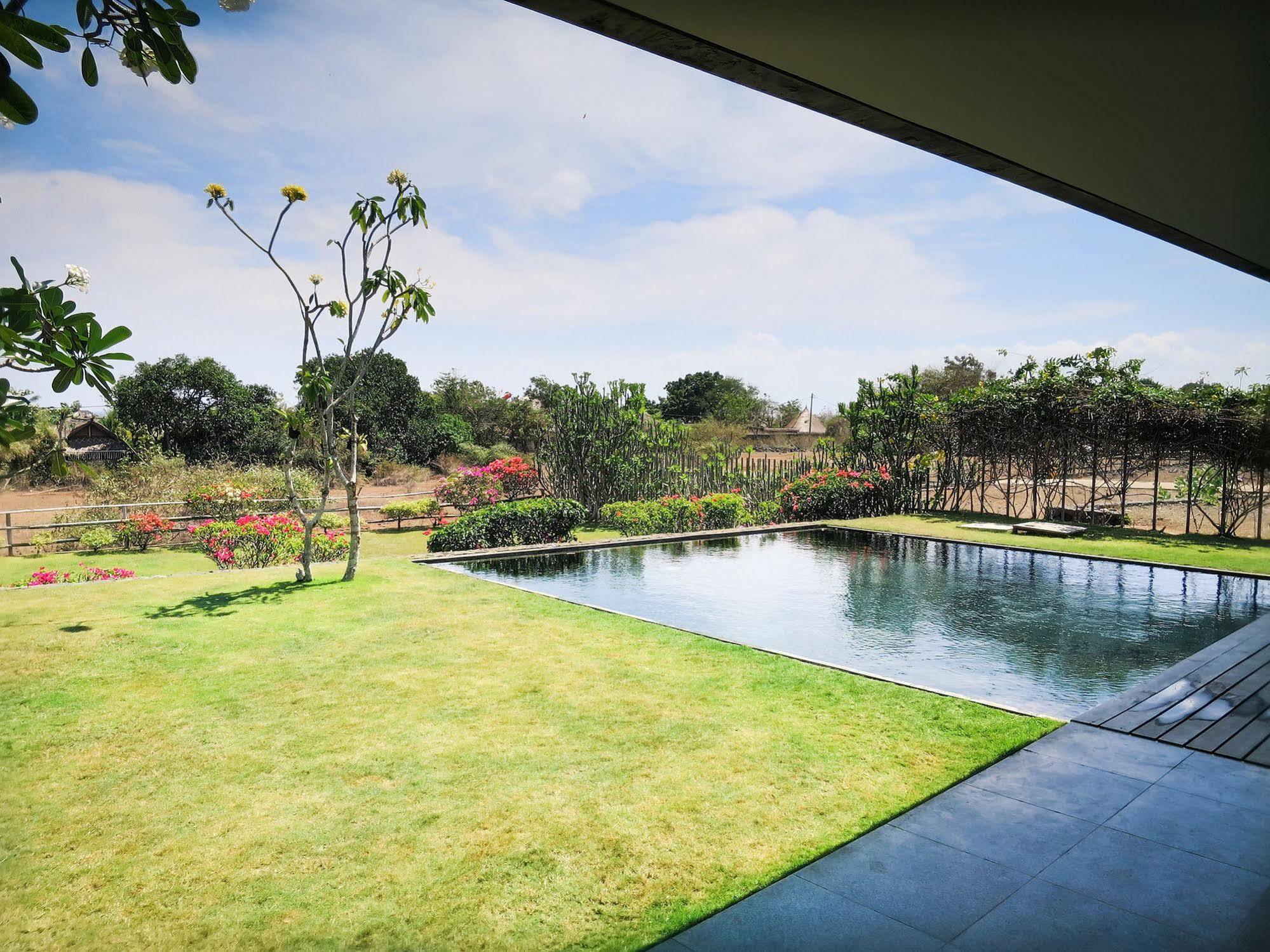 Jimbaran Balangan Beach Front Villa Nakar Pecatu Esterno foto